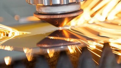 执信激光光切割烟雾过滤器,净化激光车间烟尘污染,保护激光工作人员！