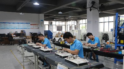 执信环保，10年专注研发智造激光打标烟雾净化器生产厂家