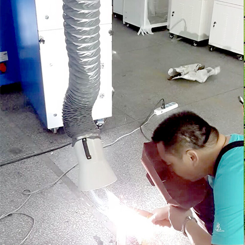 激光钻孔烟尘净化器的应用